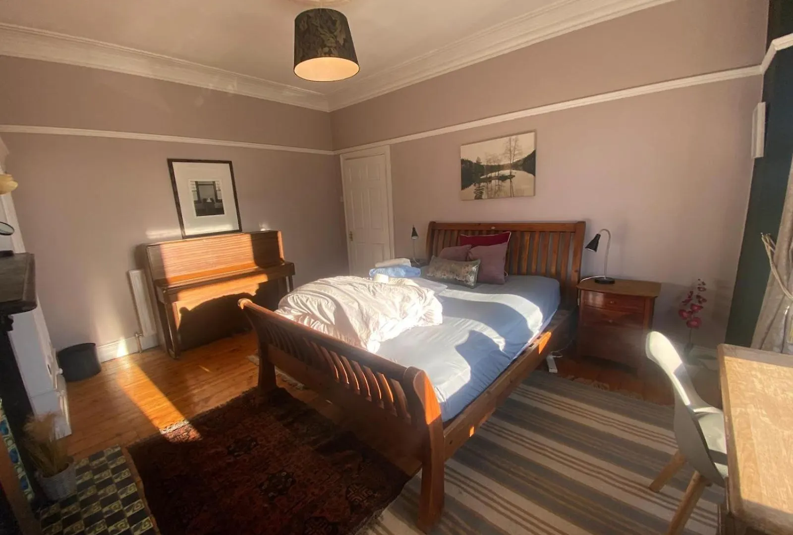 Gasthof Large, Comfy Room Close To City Centre - Newcastle Upon Tyne